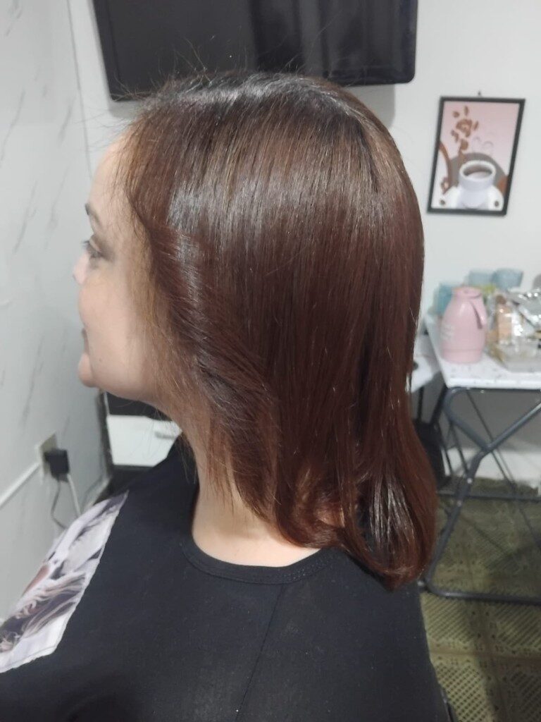 Corte bob no perfil